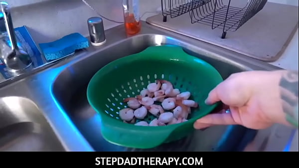 StepDadTherapy – Tiny Blonde Teen stepdaughter Kyler Quinn POV